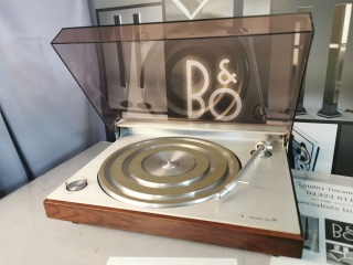 BEOGRAM 3000 TURNTABLE